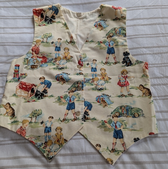 Source Unknown Jackets & Blazers - Vintage Print Vest size Medium